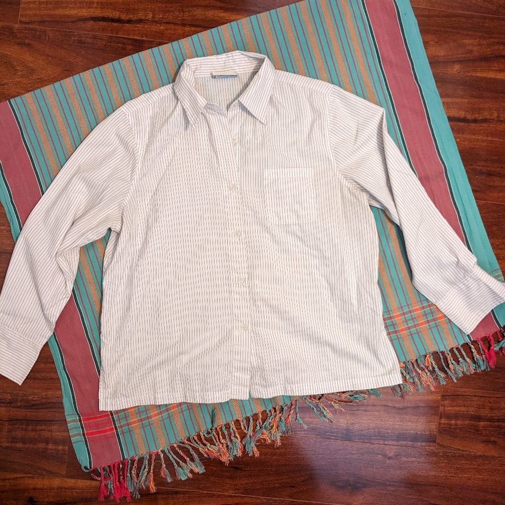 3/$12💚Vintage button down